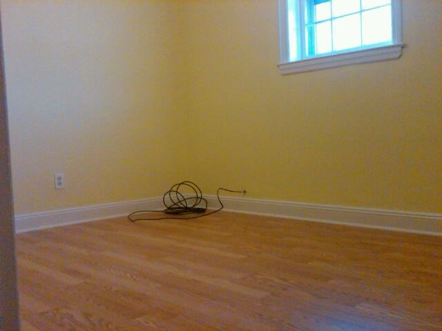 49-5 30th Ave 2 - Photo 3 of 8