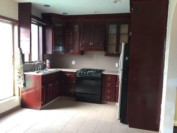 1872 62nd St 2 - Photo 2 of 6