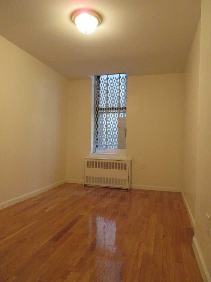 164 W 141st St #1J - Photo 3 of 6