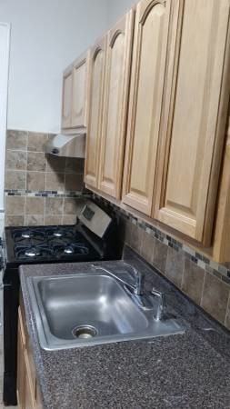 2849 Randall Ave - Photo 2 of 5