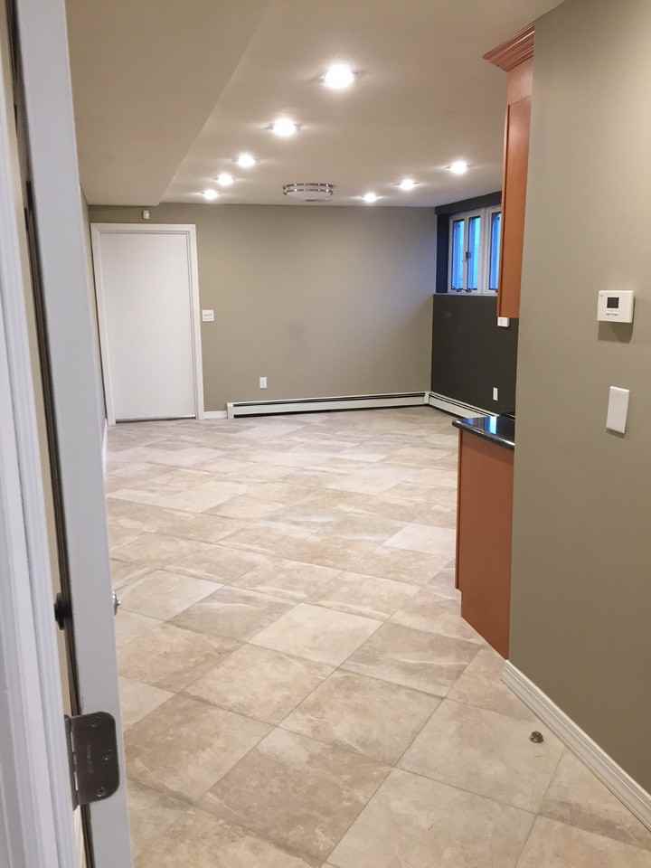 44 Pond St - Photo 3 of 12