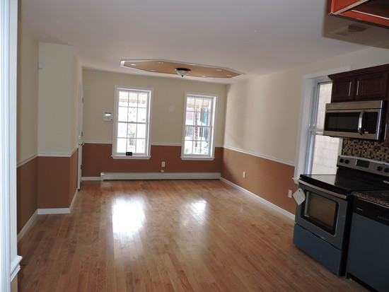 690 Burke Ave - Photo 3 of 7