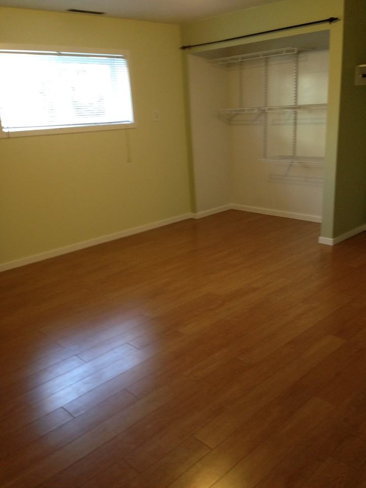 80 4 St SE - Photo 2 of 6