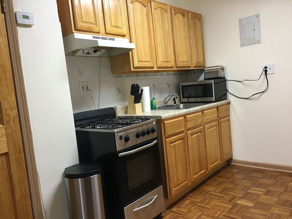 361 16th St NW - Photo 2 of 5