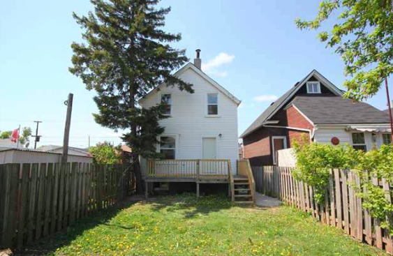 10 Agnes St - Photo 2 of 9