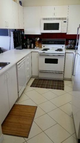 490 Boulevard Galland #609 - Photo 2 of 9
