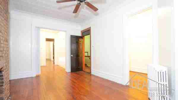 17 Berkeley Pl - Photo 2 of 10