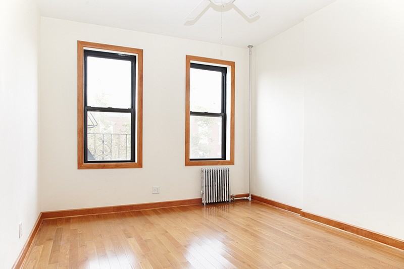 96 Milton St #3L - Photo 3 of 5