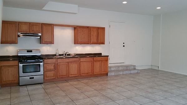 743 N Las Palmas Ave - Photo 3 of 11