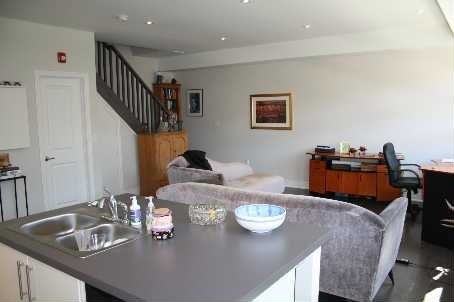 3077 Dundas St W - Photo 3 of 7