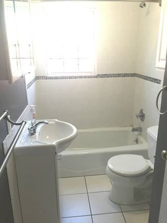 137 Sickles Ave - Photo 2 of 5