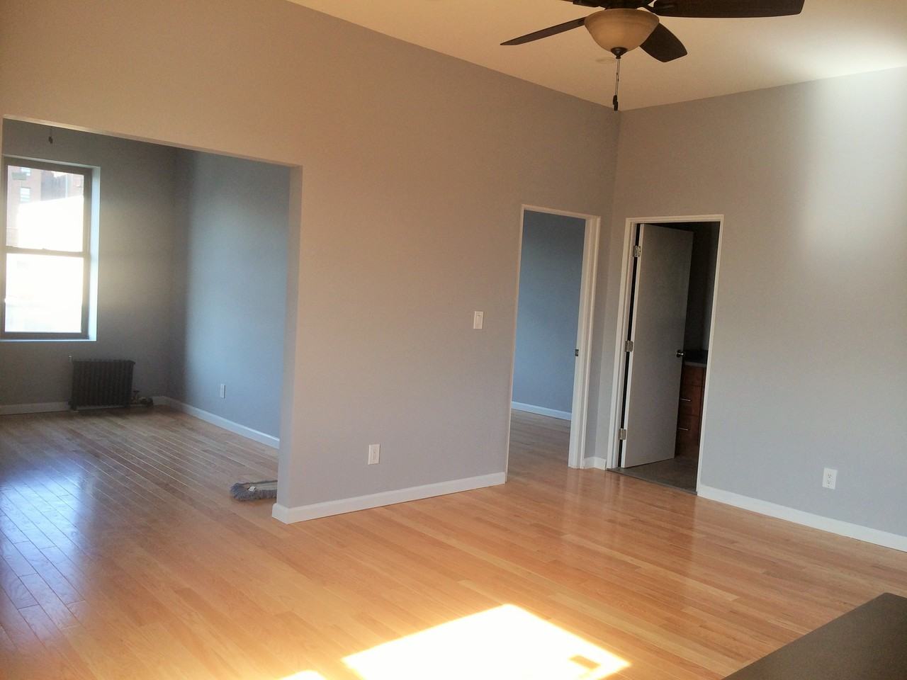 3041 Perry Ave 2 - Photo 3 of 13