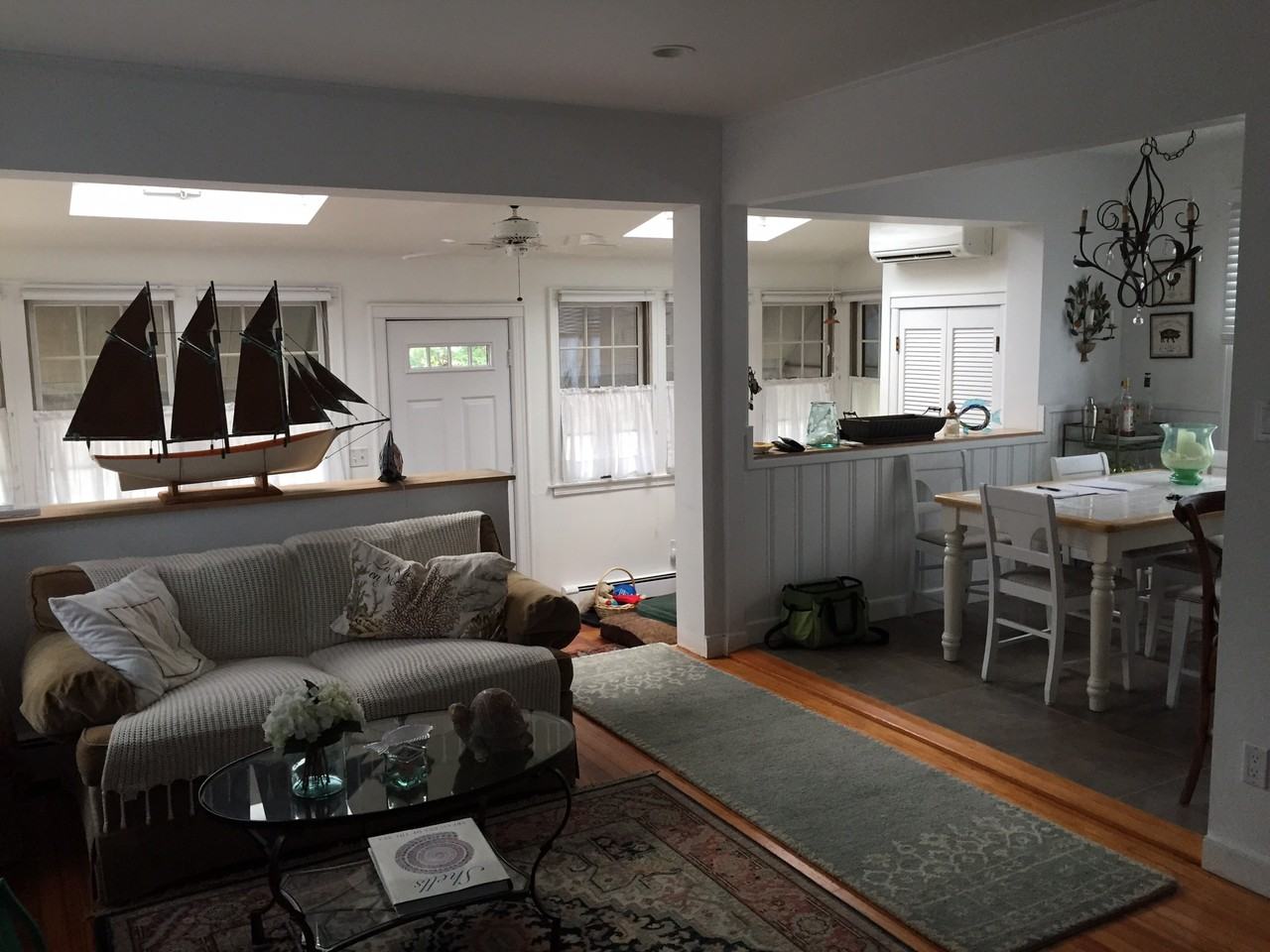 55 Beech St - Photo 2 of 13