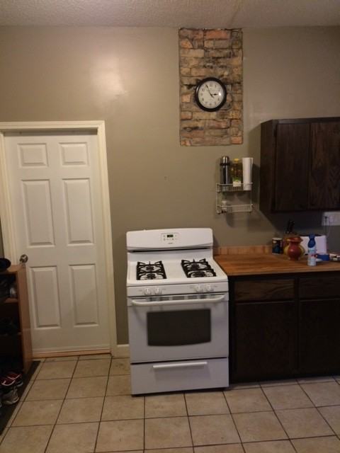 1408 Monroe St NE 1 - Photo 3 of 11