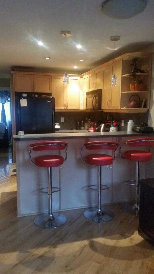 712 4 St NE - Photo 3 of 9