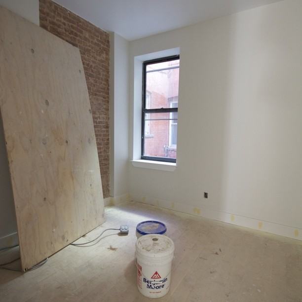 185 Jefferson St - Photo 2 of 5