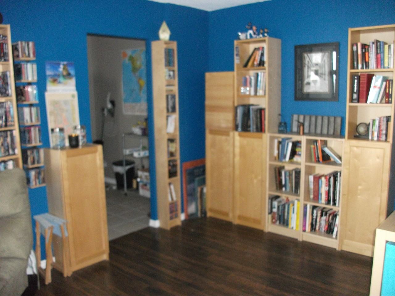 135 Marlee Ave - Photo 3 of 9
