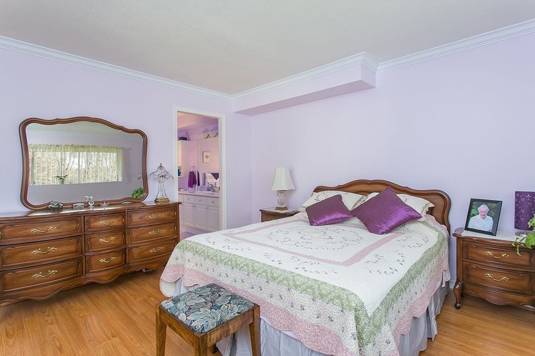 12071 232b St - Photo 3 of 5