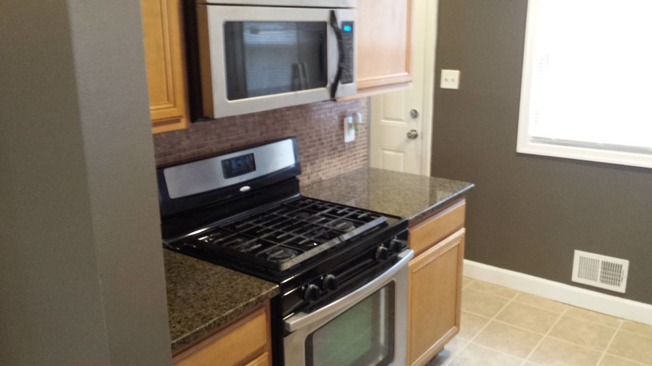 7008 Barton Rd - Photo 3 of 18