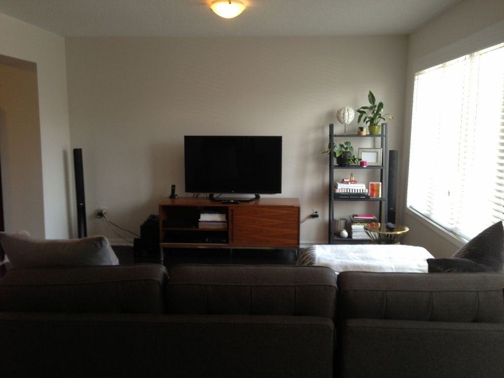 249 Slingsby Landing - Photo 2 of 11