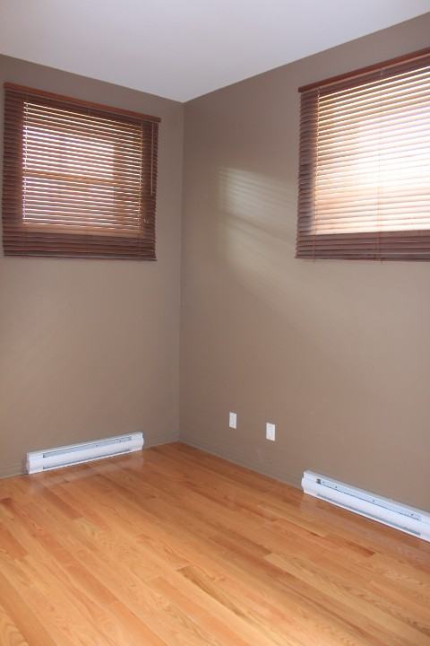 3276 Rue Fendall - Photo 2 of 9