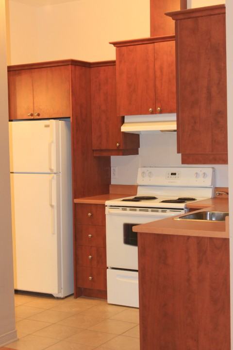 3276 Rue Fendall - Photo 3 of 9