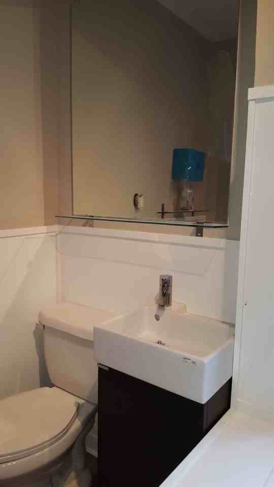 407 Hughson St N - Photo 3 of 10