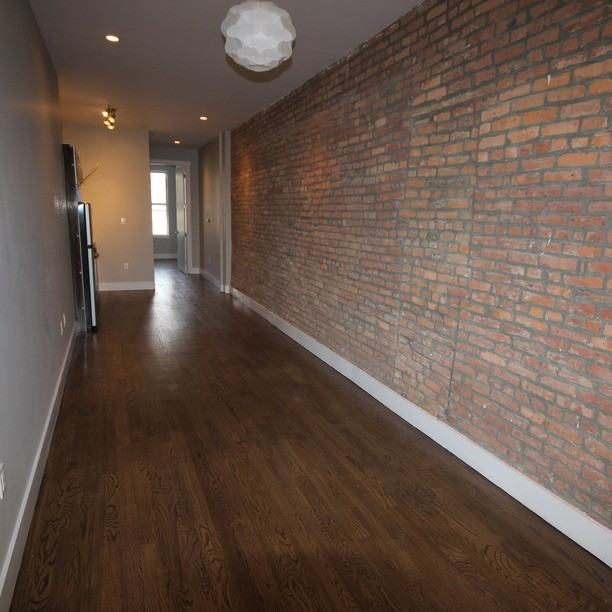 653 Knickerbocker Ave #R1