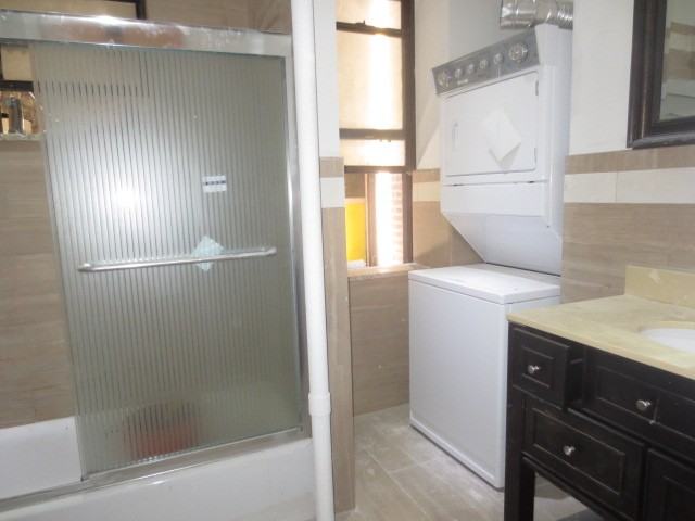 650 9th Ave #3B - Photo 3 of 6