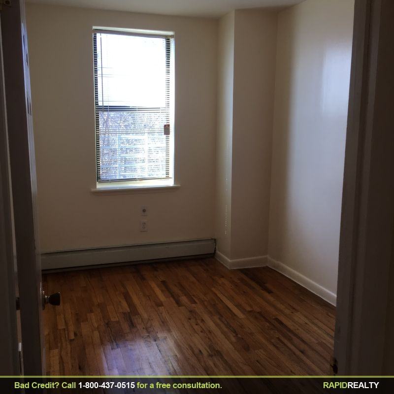 648 New York Ave 3rdFL - Photo 3 of 5