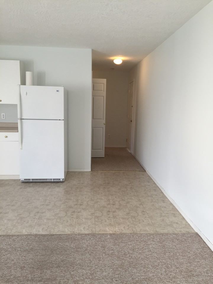 1782 Fairhurst Ave - Photo 2 of 6