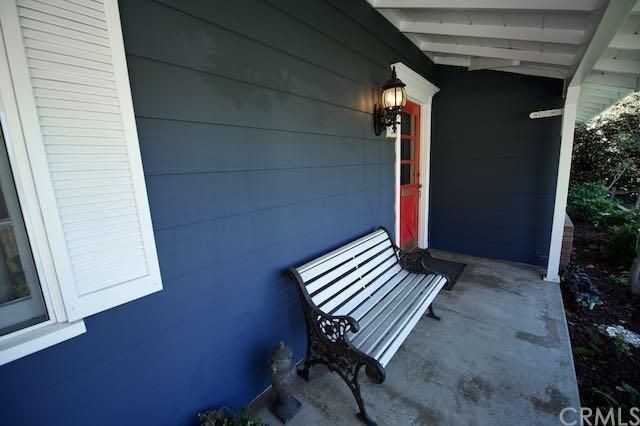 920 Sharon Rd - Photo 3 of 4