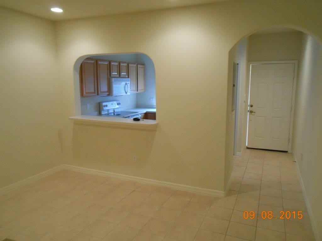13068 Tigers Eye Dr - Photo 3 of 10