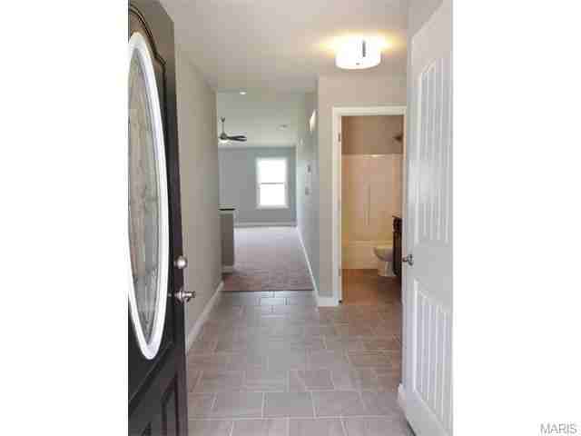 1109 Marathon Dr - Photo 2 of 14