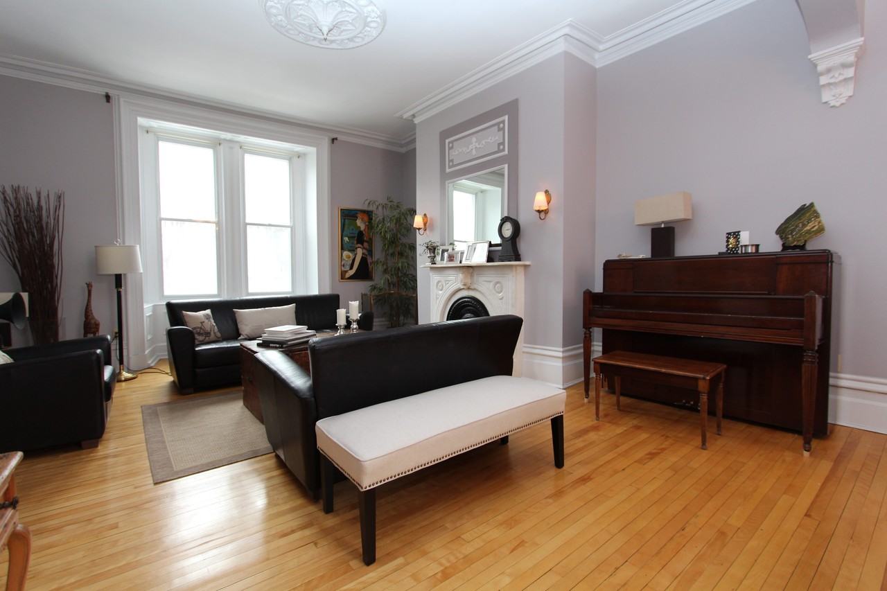 3578 Rue Durocher - Photo 2 of 17