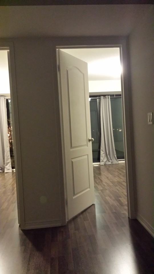 142 Widdicombe Hill Blvd - Photo 3 of 5