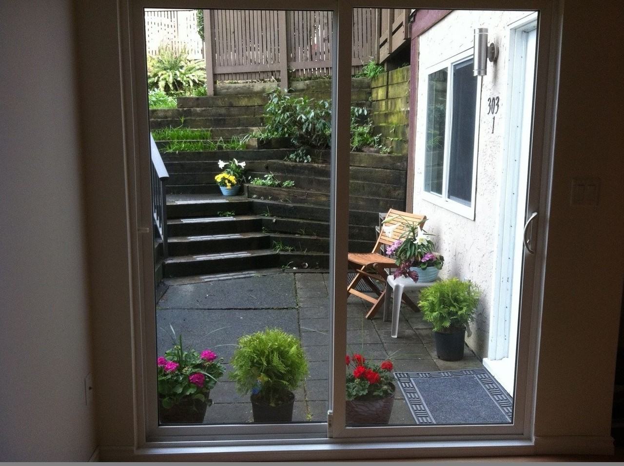 302 Highland Way - Photo 2 of 13