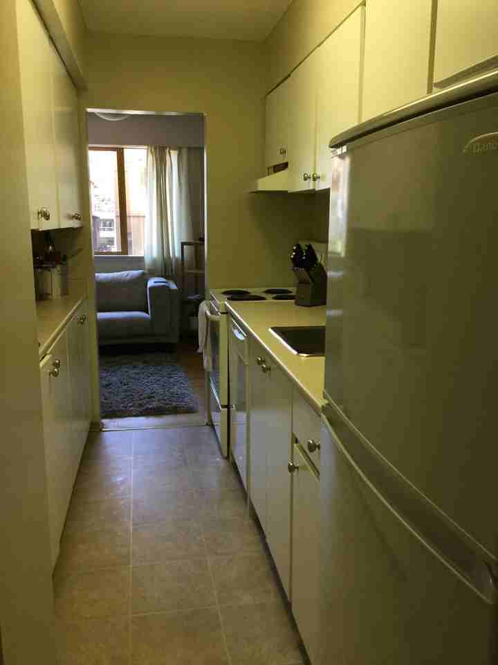1414 Barclay St - Photo 2 of 3