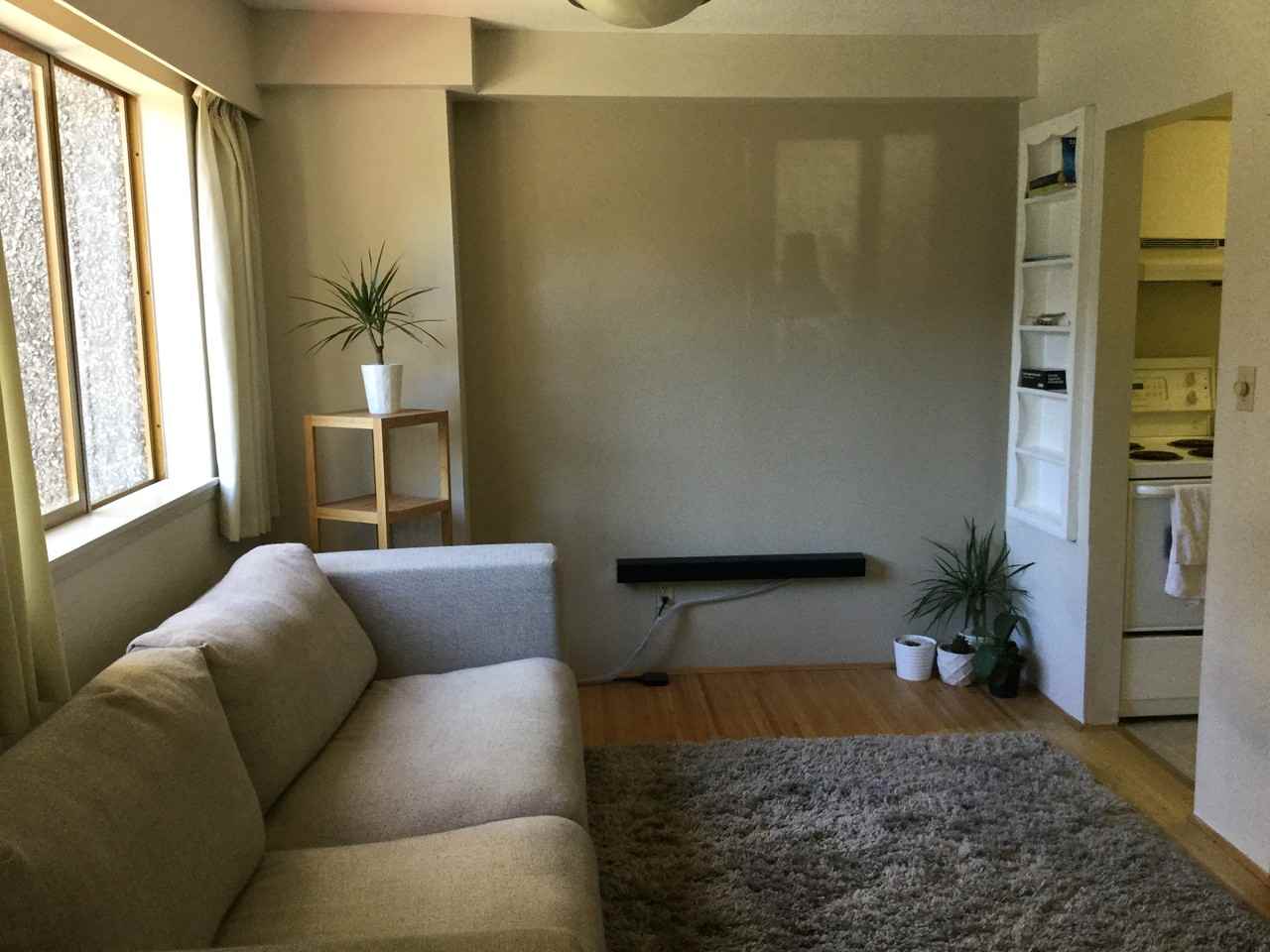 1414 Barclay St - Photo 3 of 3