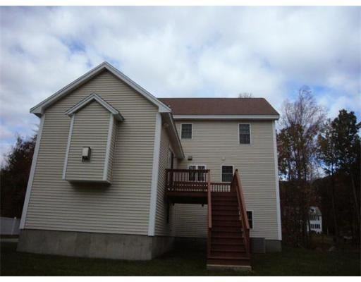 5 Hardwood Dr - Photo 2 of 9