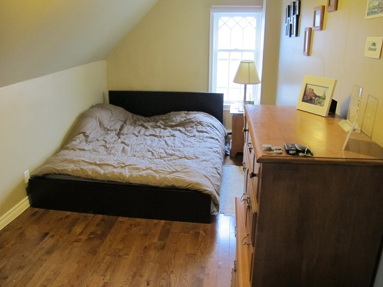 271 Front St - Photo 2 of 8