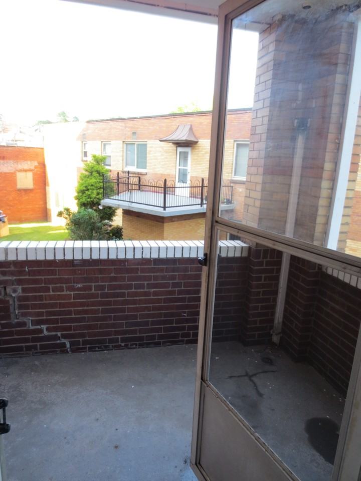 5710 Phillips Ave #A7 - Photo 7 of 70