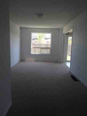 147 Sydenham Wells - Photo 2 of 11