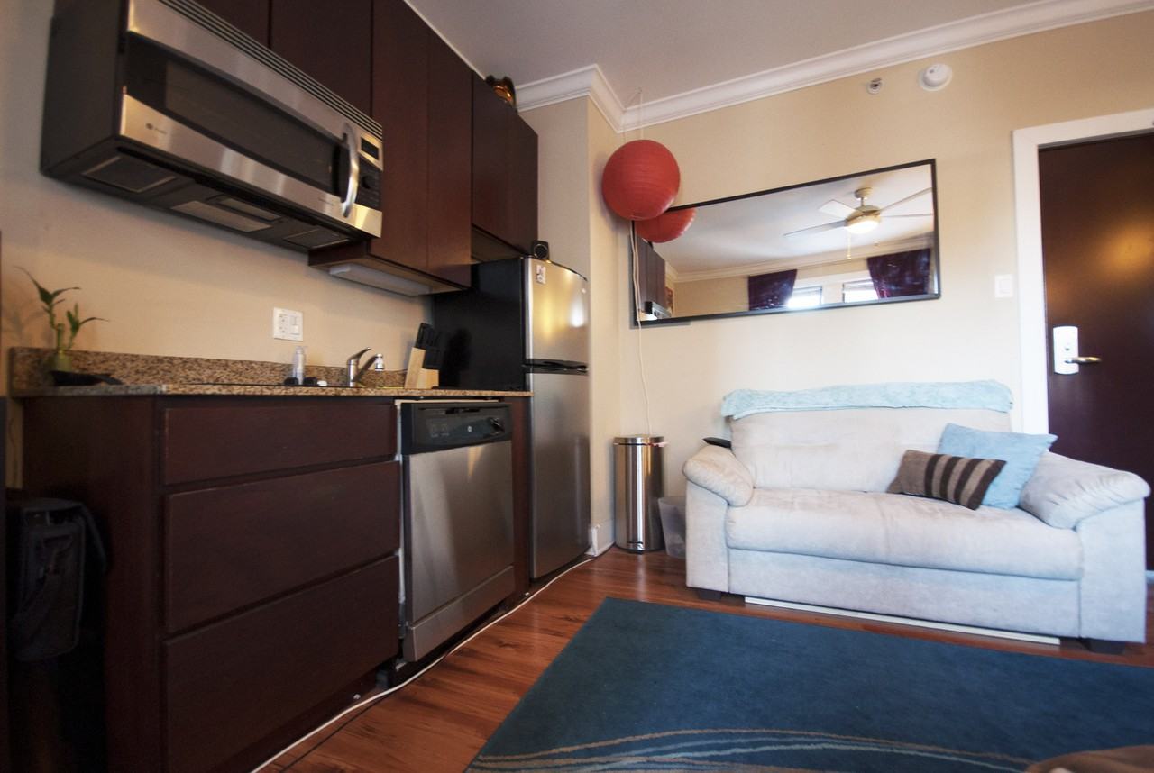 11 W Division St #409