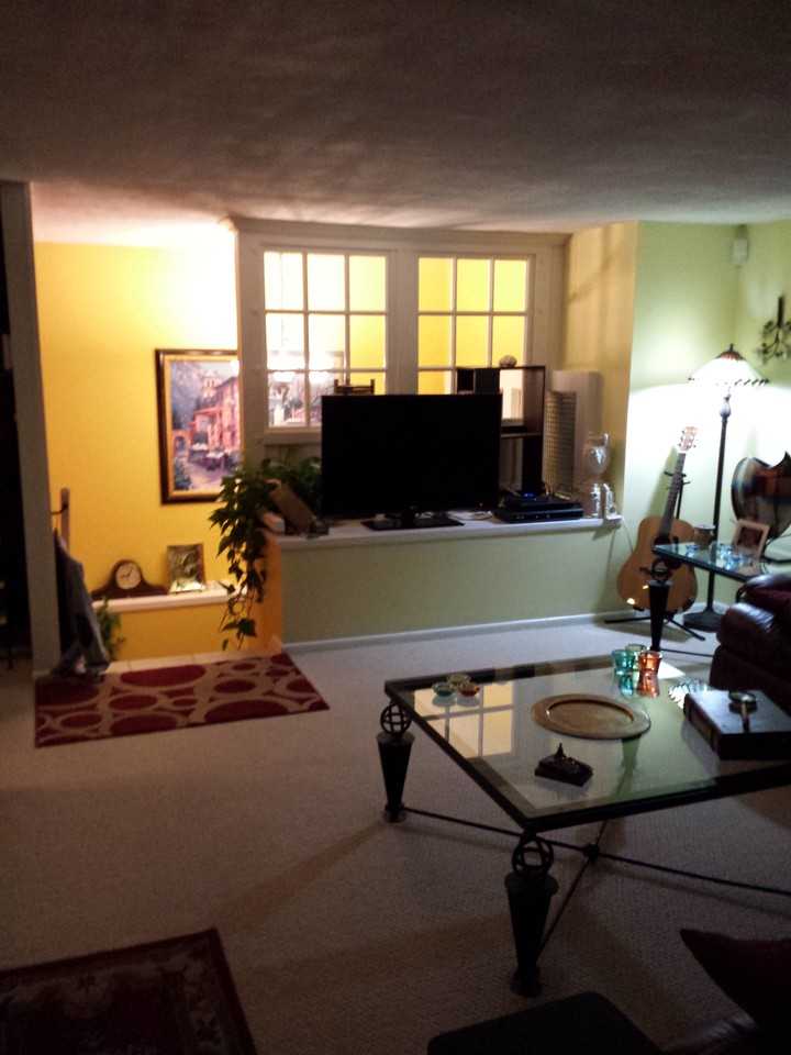 19 Senders Ct - Photo 2 of 3