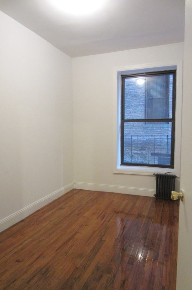 1854 7th Ave - Photo 3 of 6