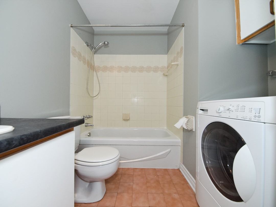 2072 Rue de la Visitation #1272 - Photo 3 of 7