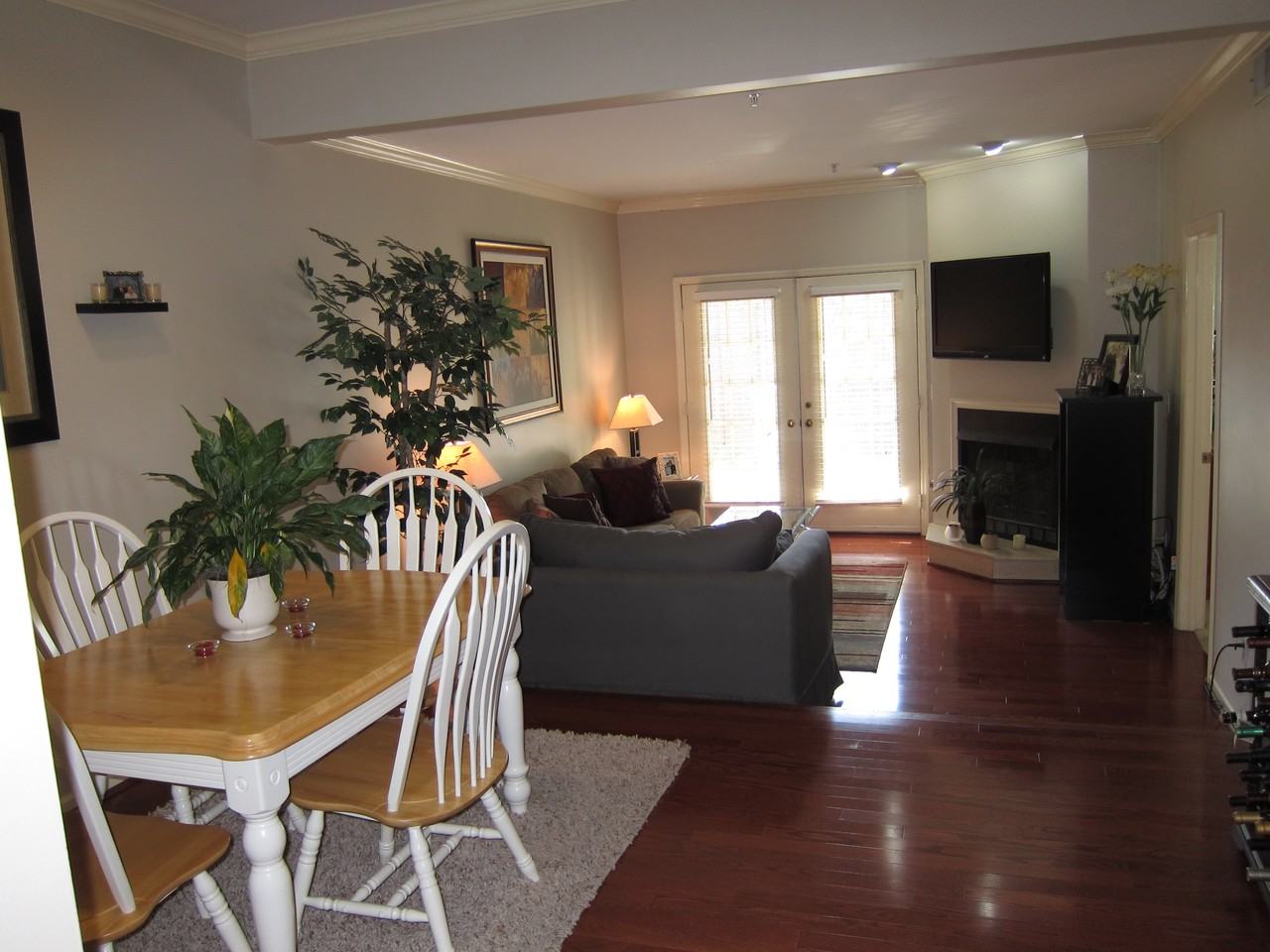 138 N West End Blvd - Photo 2 of 8