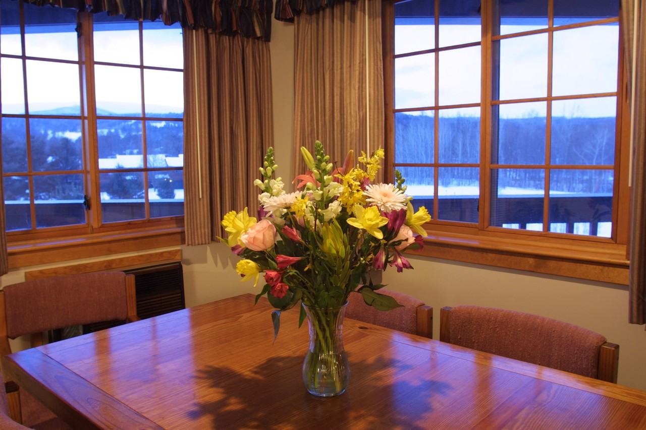 990 Mountain Rd - Photo 3 of 7