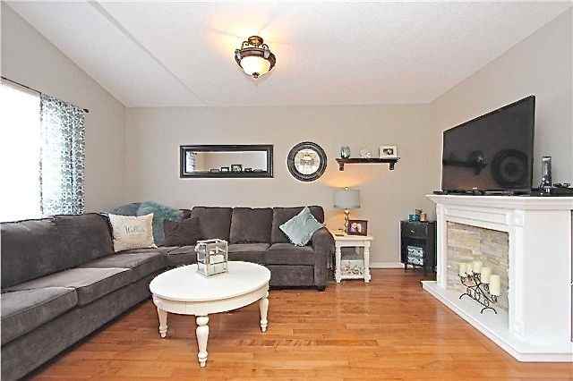 115 Wade Square - Photo 2 of 17